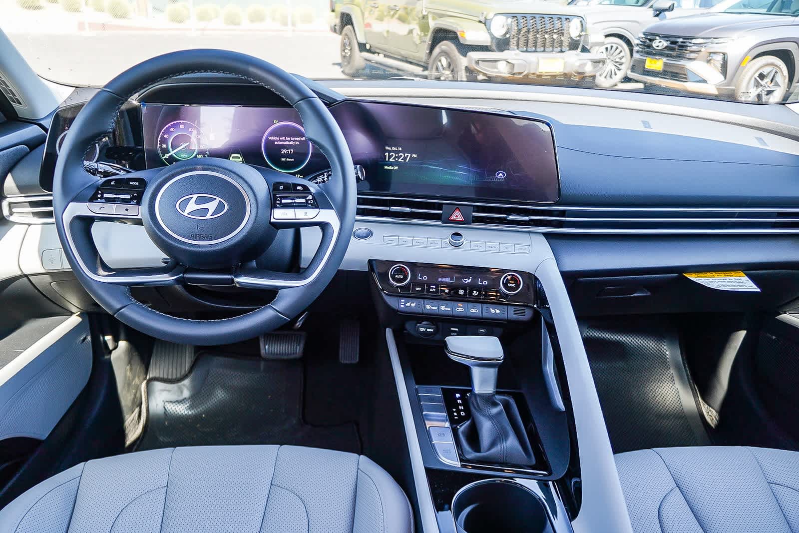 Thumbnail: 2025 Hyundai Elantra - 14