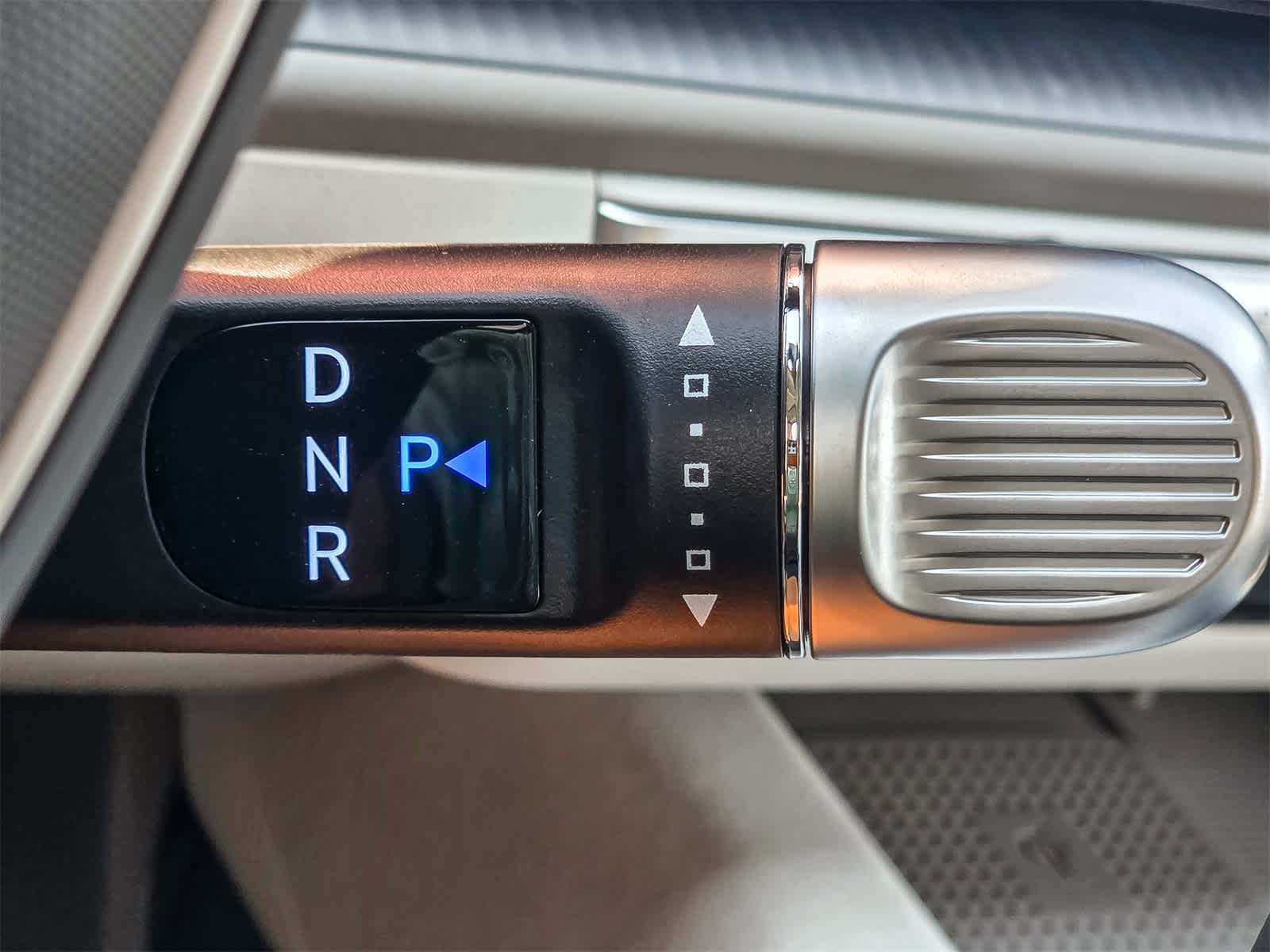 Thumbnail: 2025 Hyundai Ioniq 6 - 21