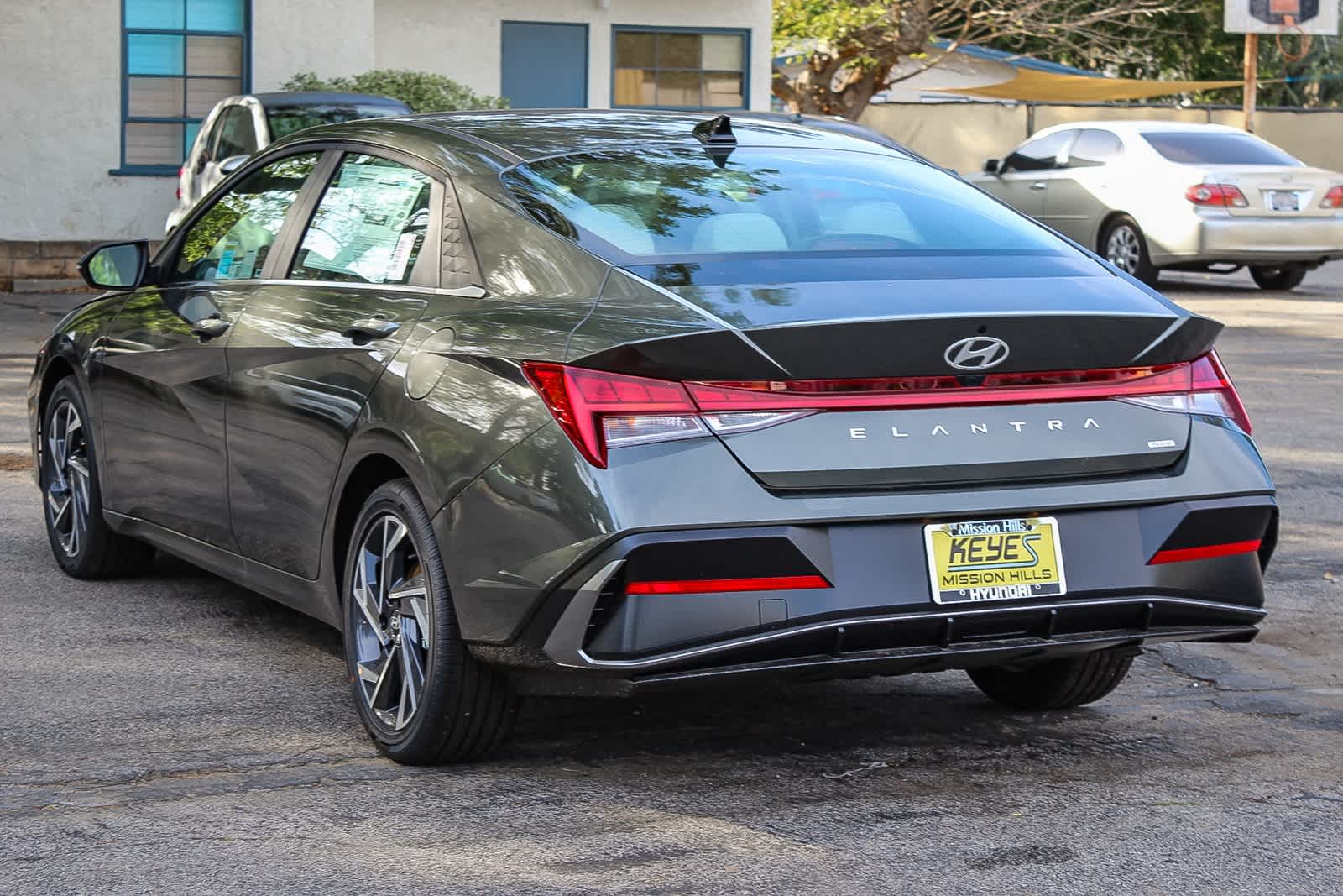 Thumbnail: 2025 Hyundai Elantra - 6