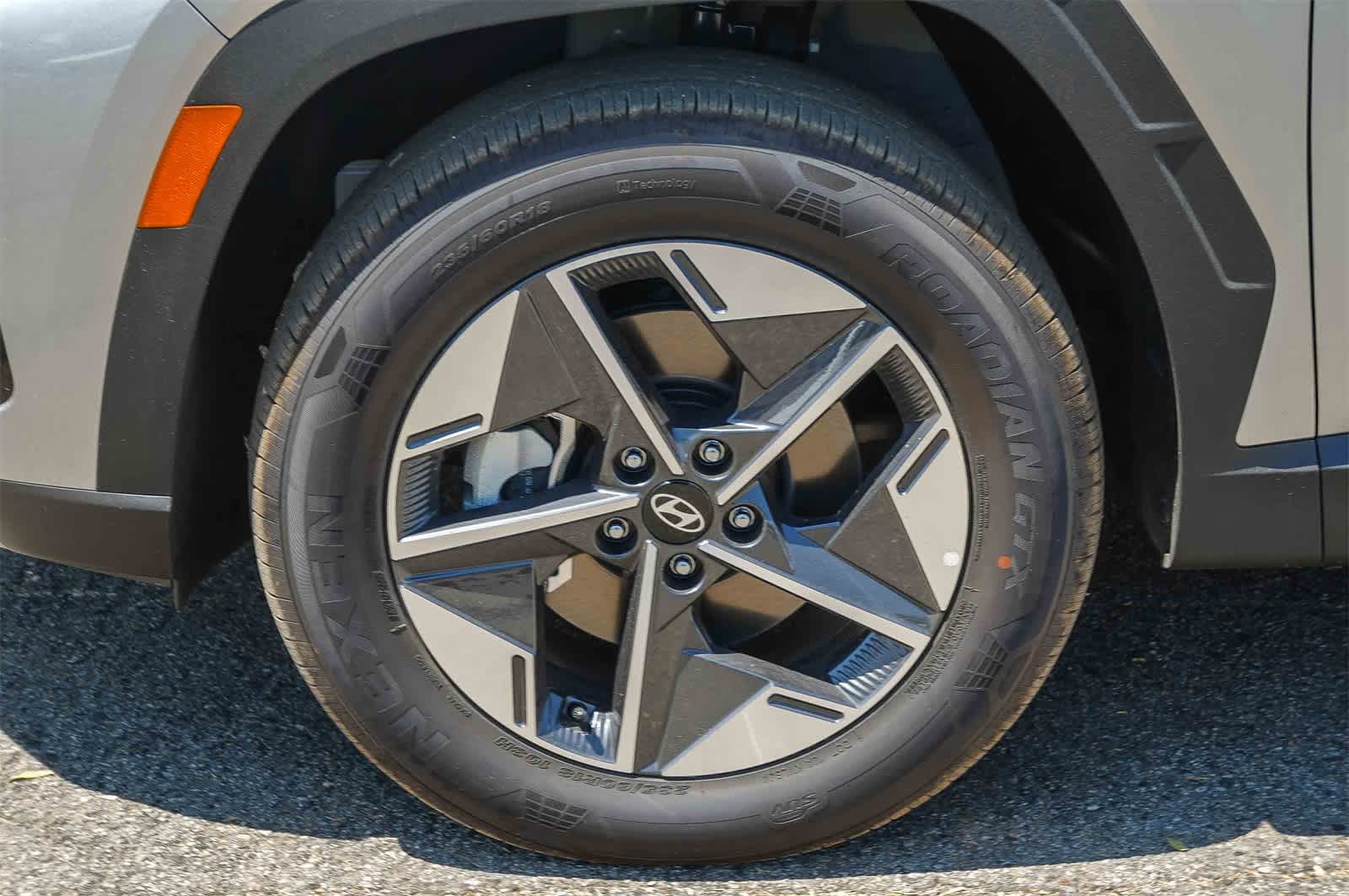 Thumbnail: 2025 Hyundai Tucson - 10