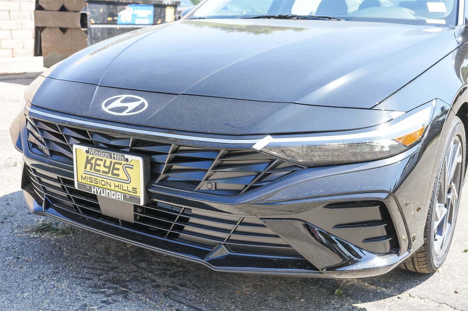 Thumbnail: 2025 Hyundai Elantra - 8