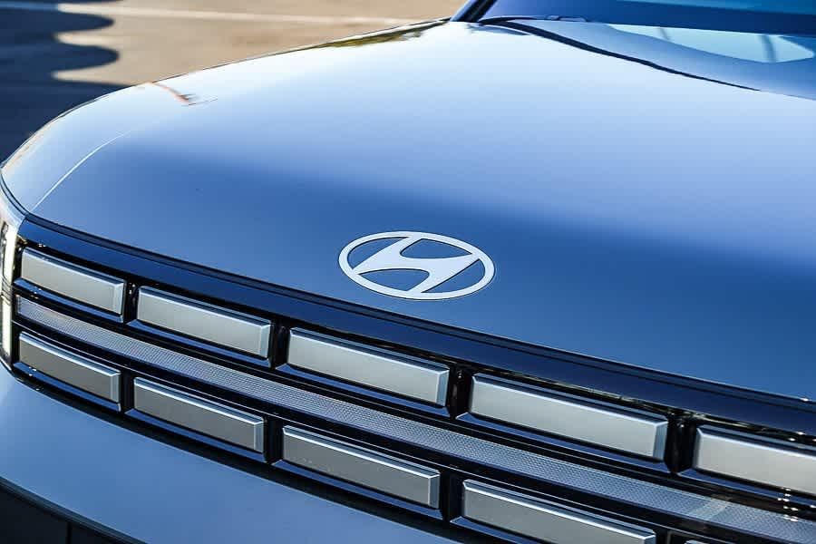 Thumbnail: 2026 Hyundai Santa Fe - 9