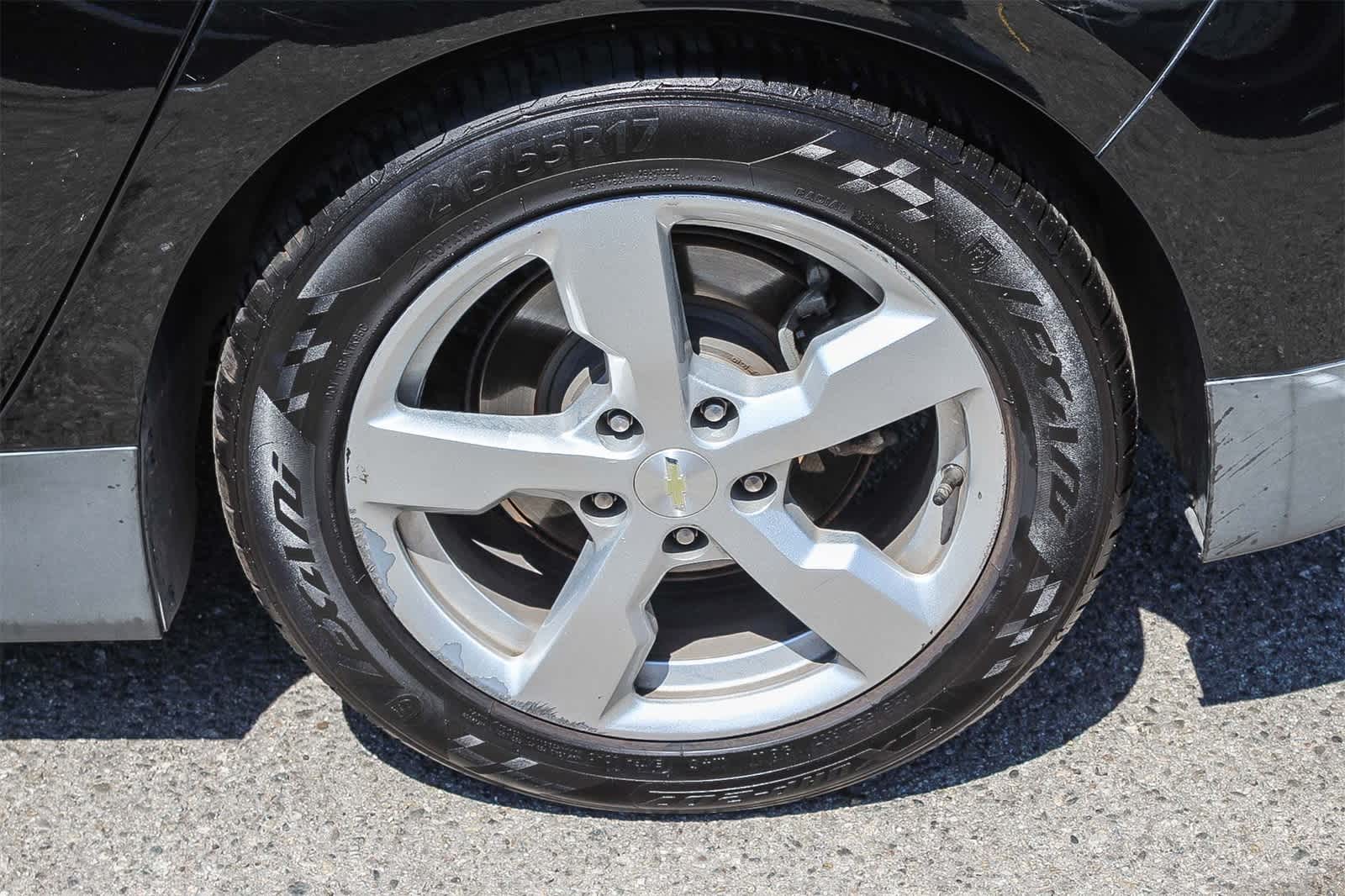 Thumbnail: 2014 Chevrolet Volt - 8