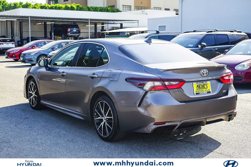 Used 2023 Toyota Camry SE Sedan