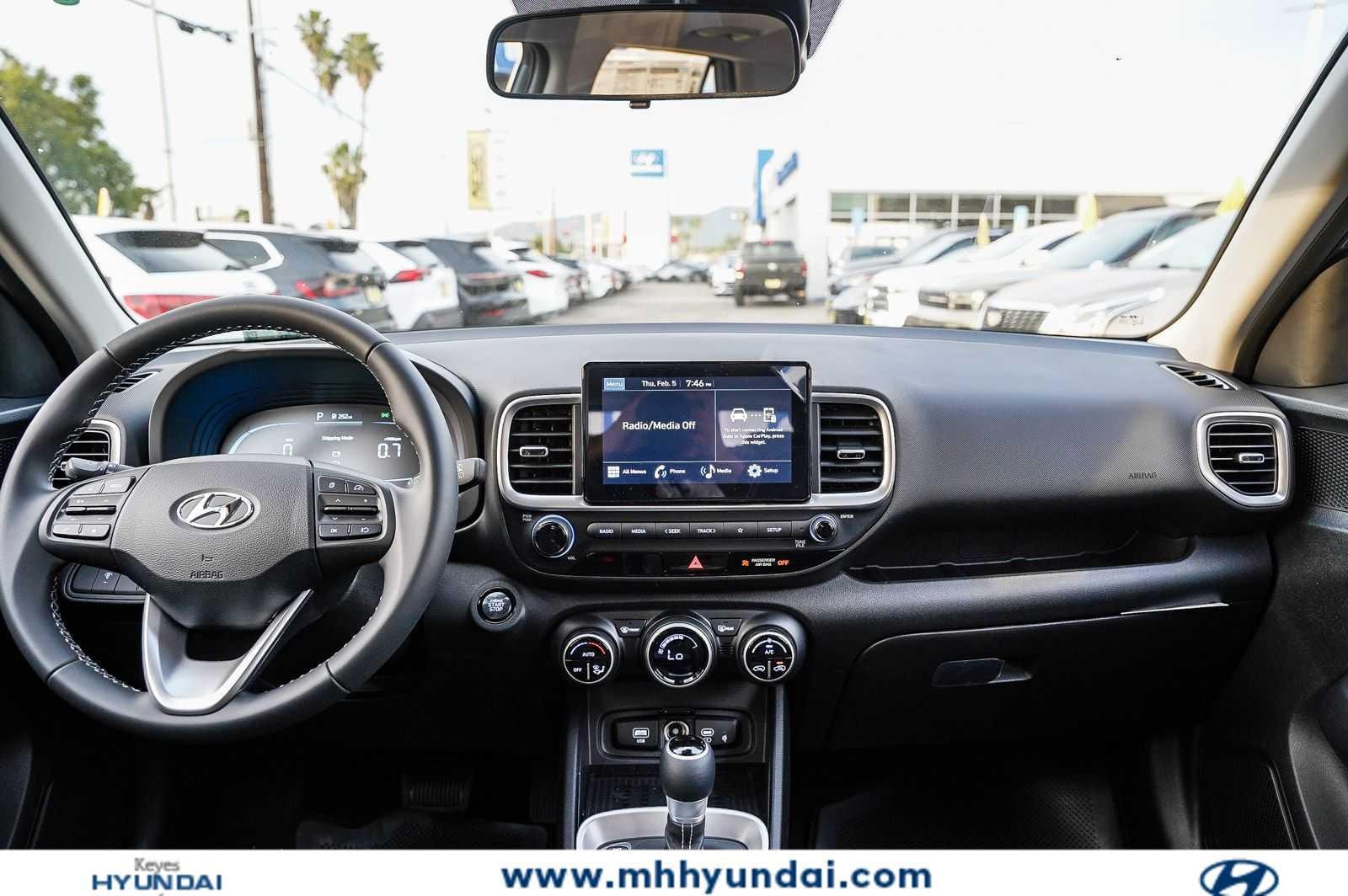 Thumbnail: 2026 Hyundai Venue - 14