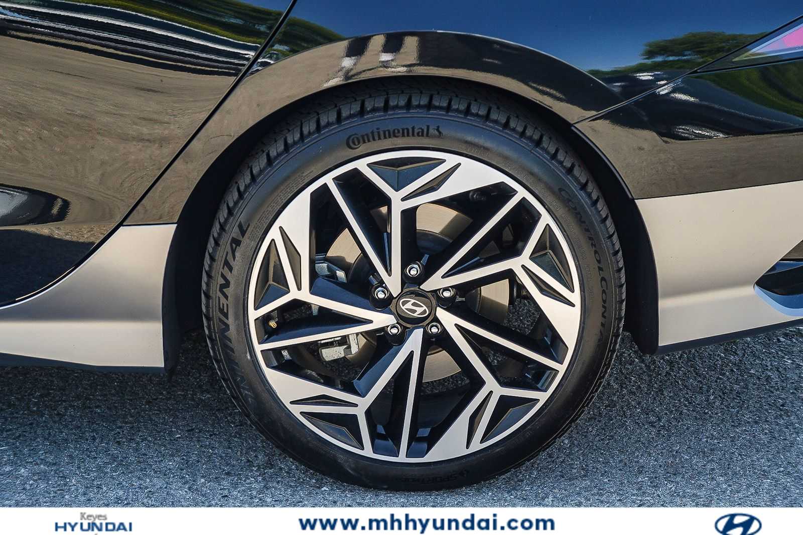 Thumbnail: 2024 Hyundai Ioniq 6 - 11