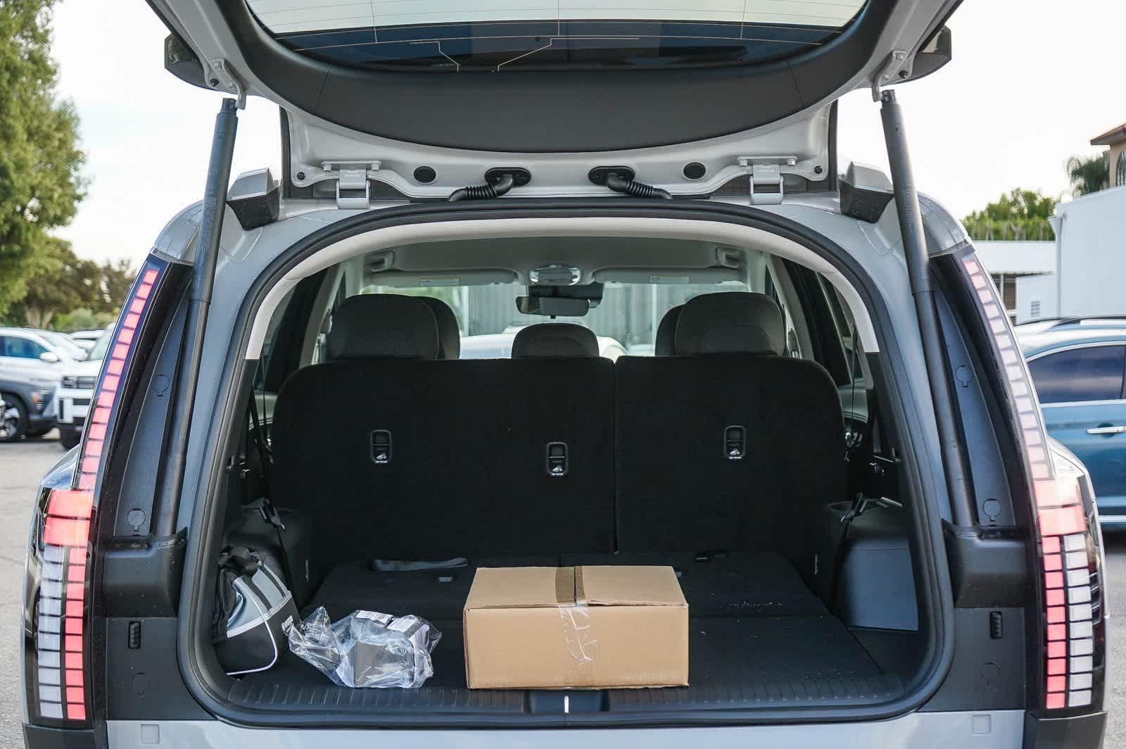 Thumbnail: 2026 Hyundai Ioniq - 12