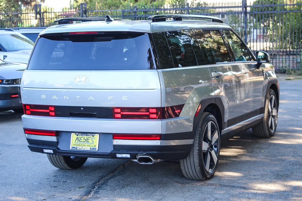 New 2025 Hyundai Santa Fe Limited FWD SUV