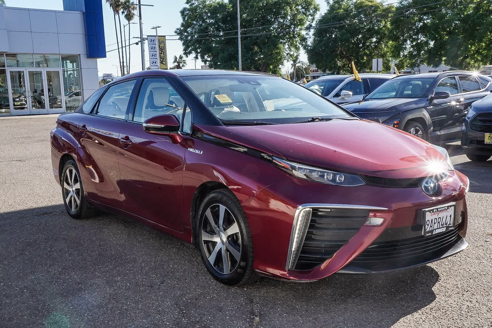 Thumbnail: 2019 Toyota Mirai - 3