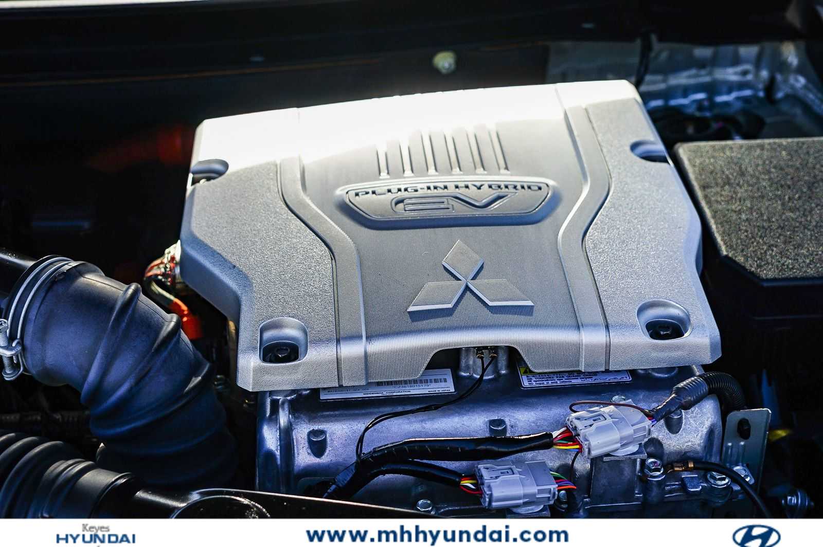 Thumbnail: 2022 Mitsubishi Outlander - 28