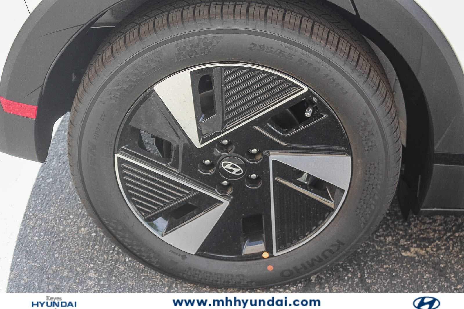 Thumbnail: 2026 Hyundai Ioniq 5 - 9