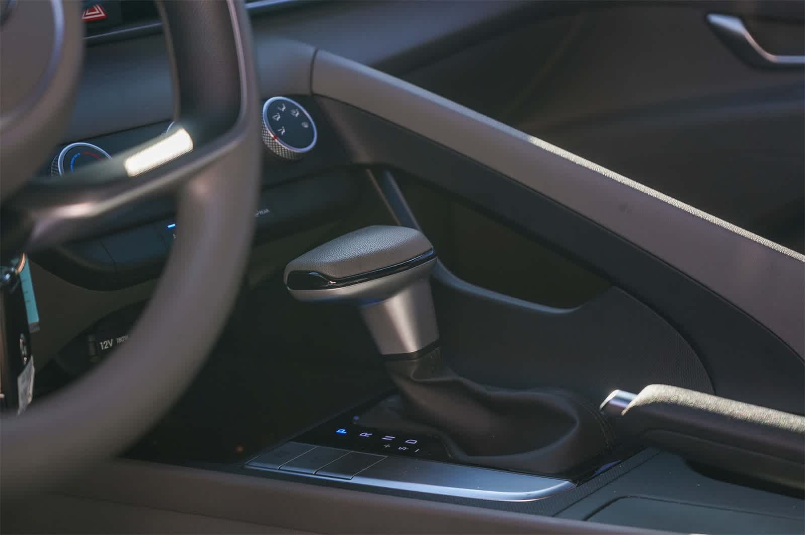 Thumbnail: 2023 Hyundai Elantra - 13