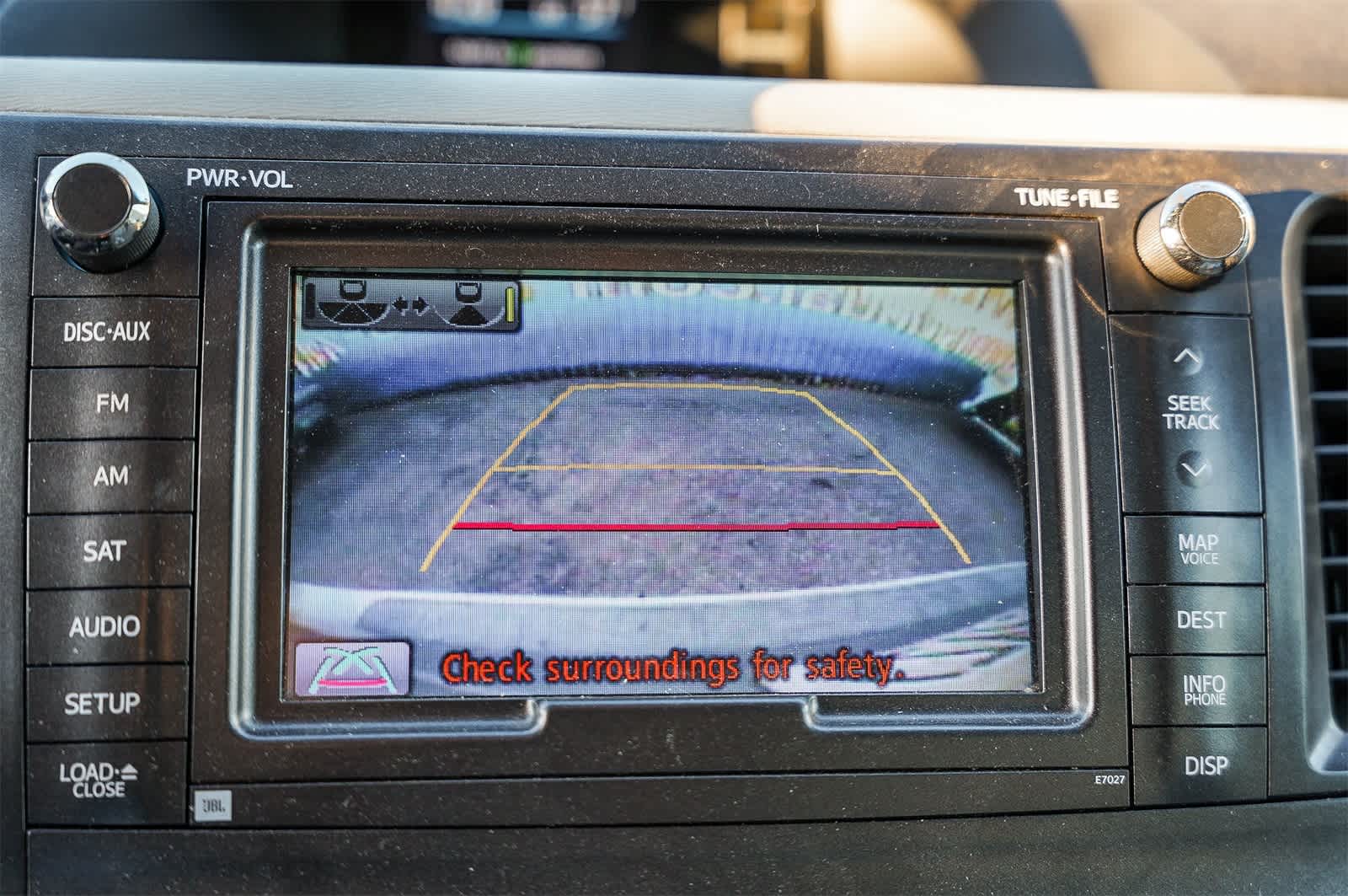 Thumbnail: 2013 Toyota Sienna - 22