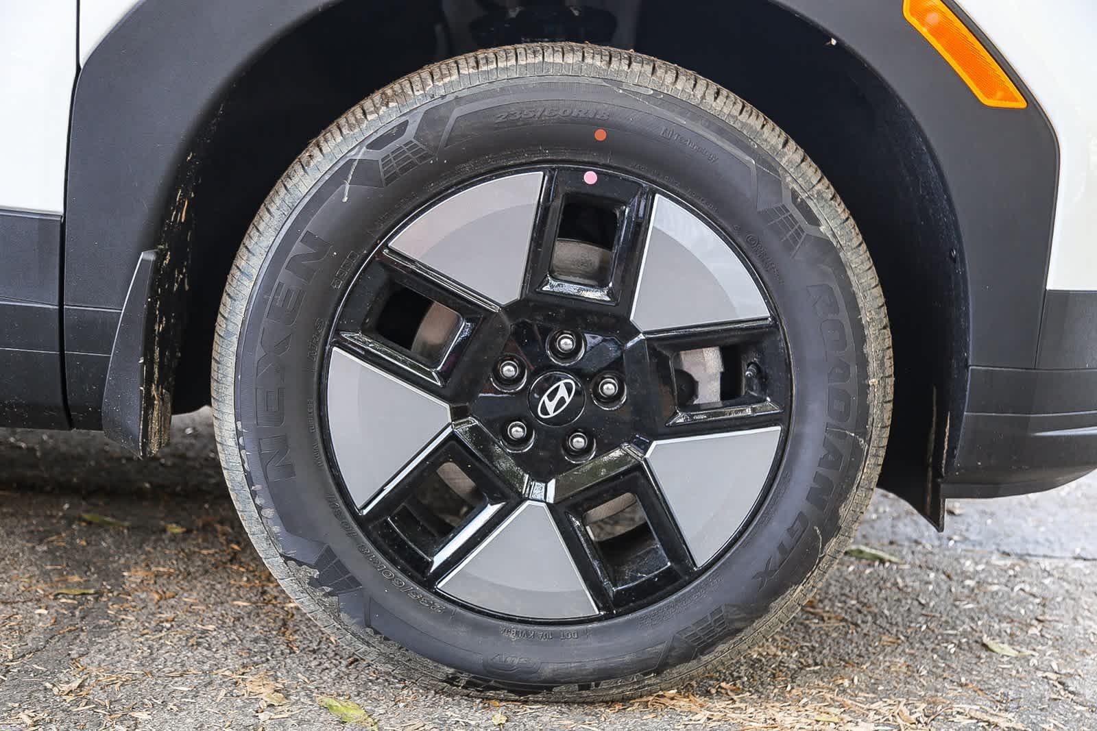 Thumbnail: 2026 Hyundai Santa Fe - 10