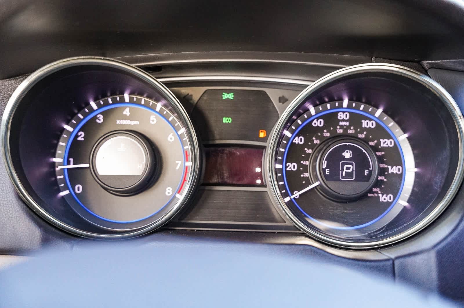 Thumbnail: 2012 Hyundai Sonata - 23