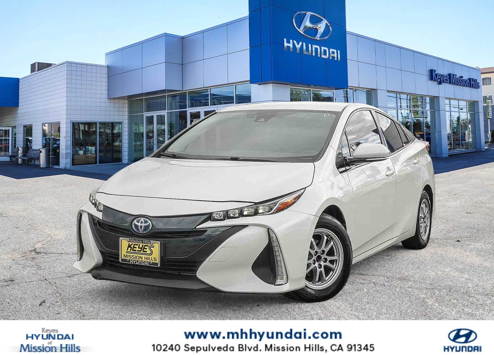 2019 Toyota Prius Prime Plus -
                  Mission Hills, CA