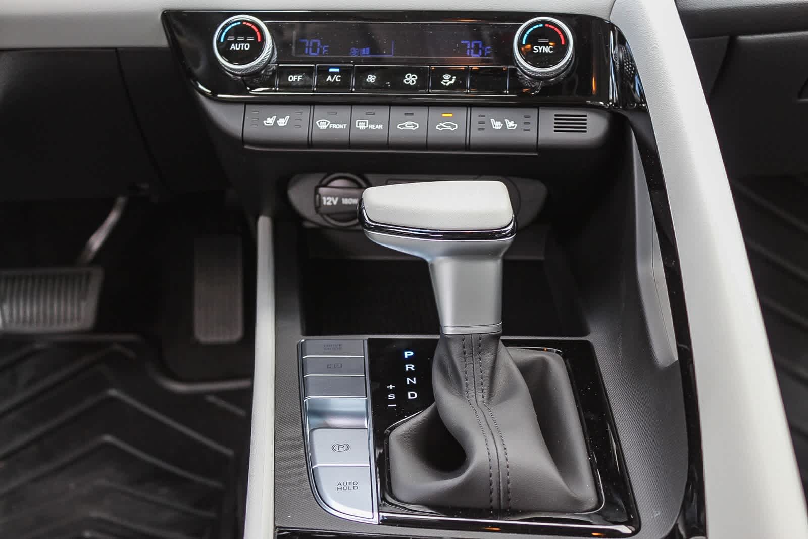 Thumbnail: 2025 Hyundai Elantra - 20