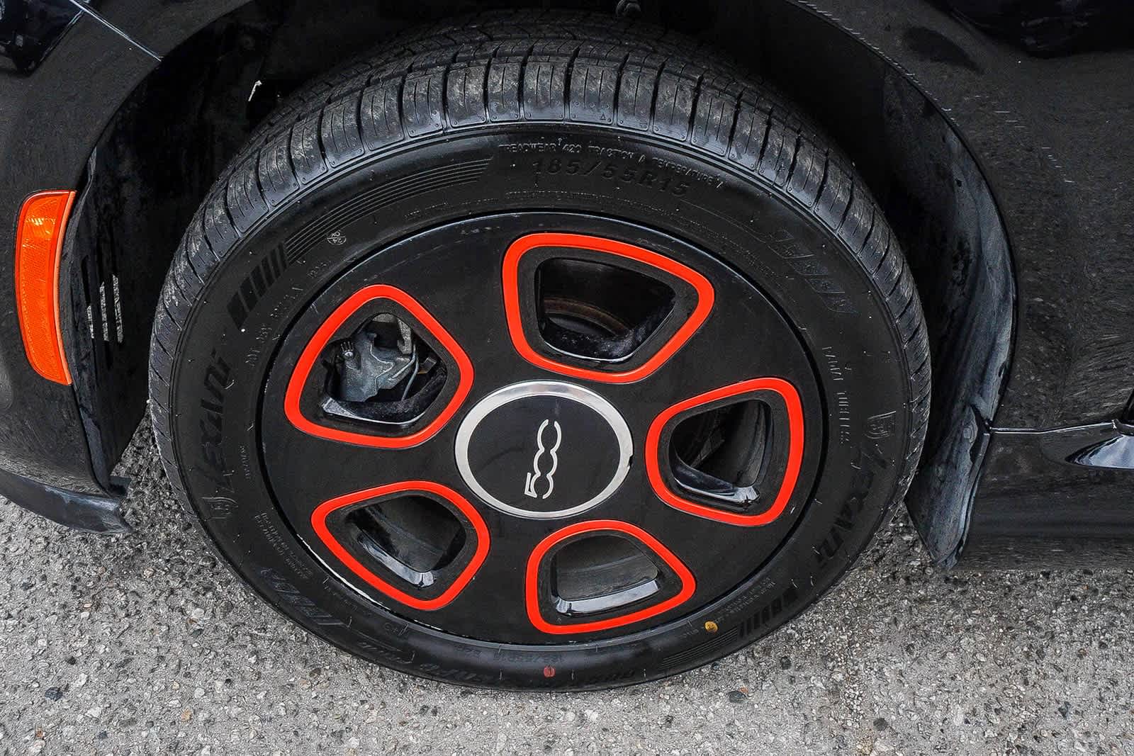 Thumbnail: 2019 Fiat 500e - 9
