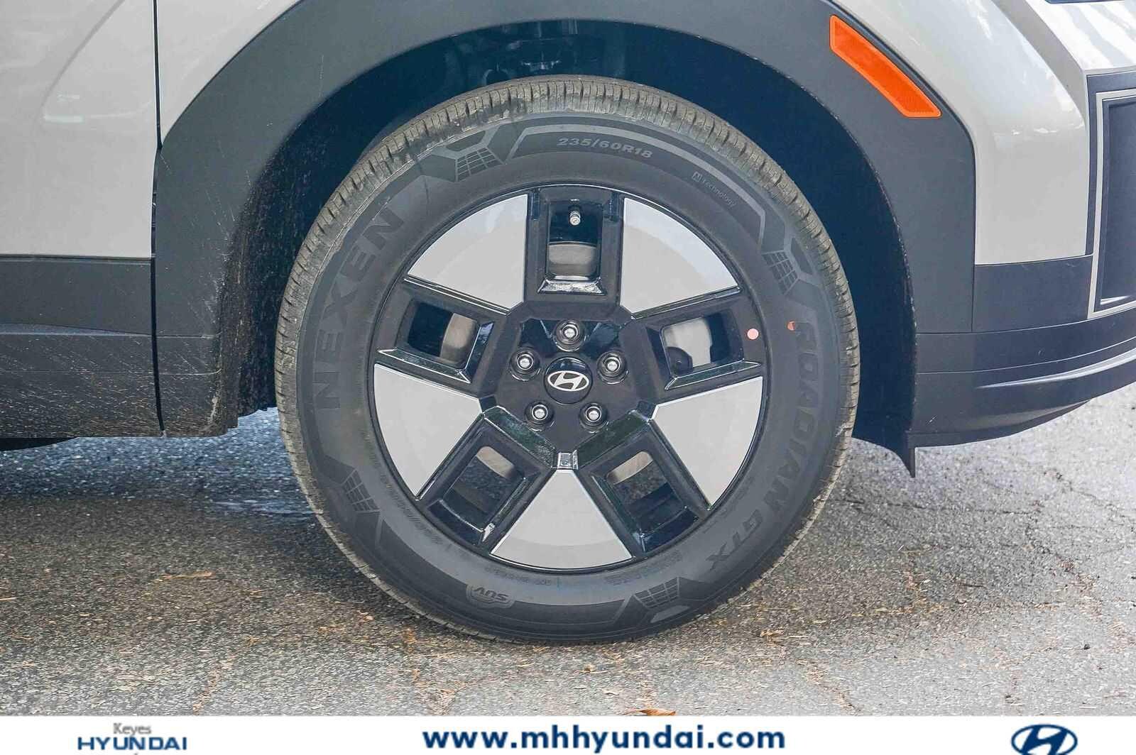 Thumbnail: 2026 Hyundai Santa Fe - 4