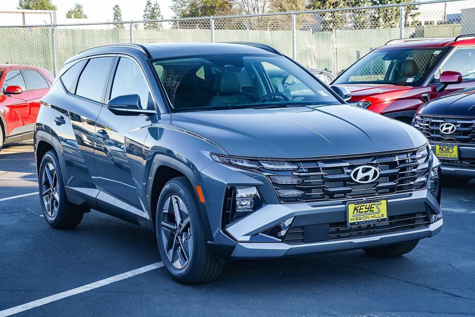 Thumbnail: 2026 Hyundai Tucson - 3