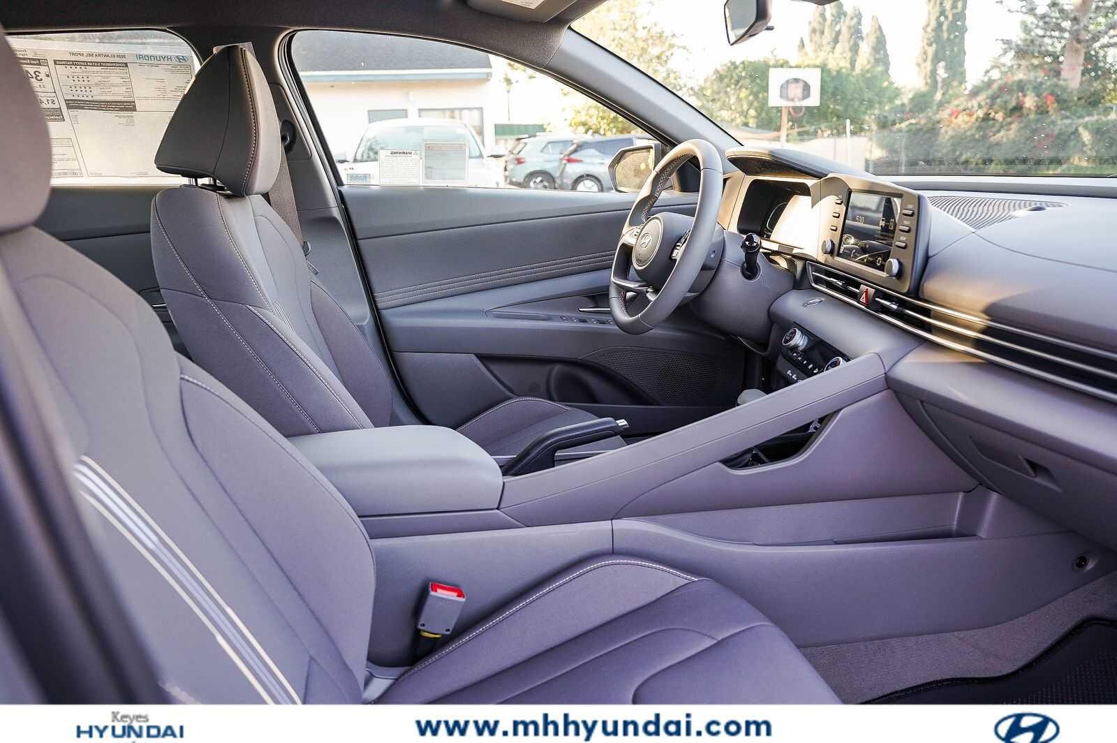 Thumbnail: 2026 Hyundai Elantra - 19