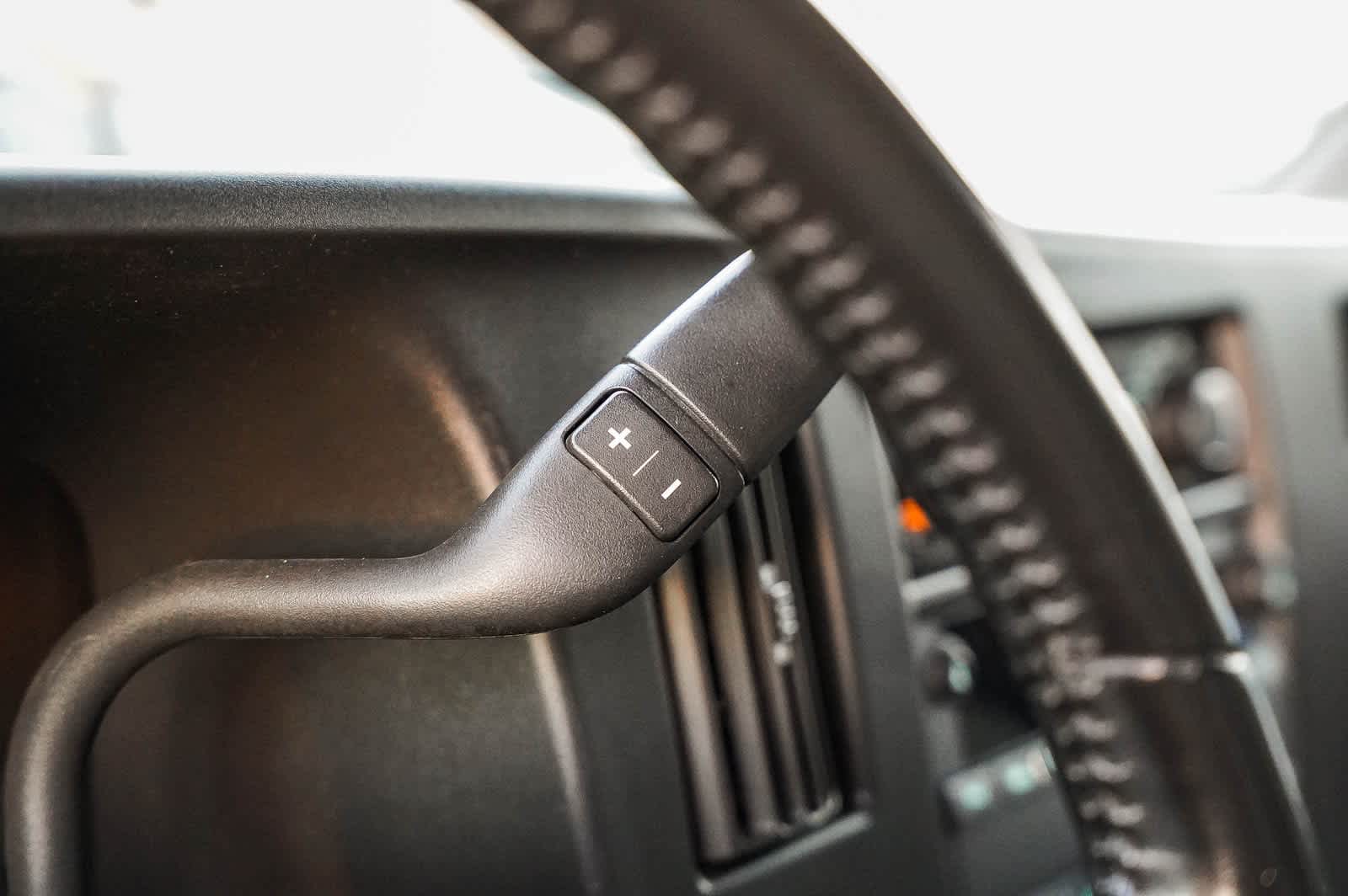 Thumbnail: 2022 GMC Savana - 19