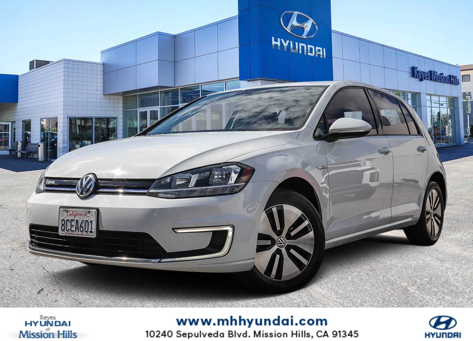 2017 Volkswagen e-Golf SE -
                  Mission Hills, CA