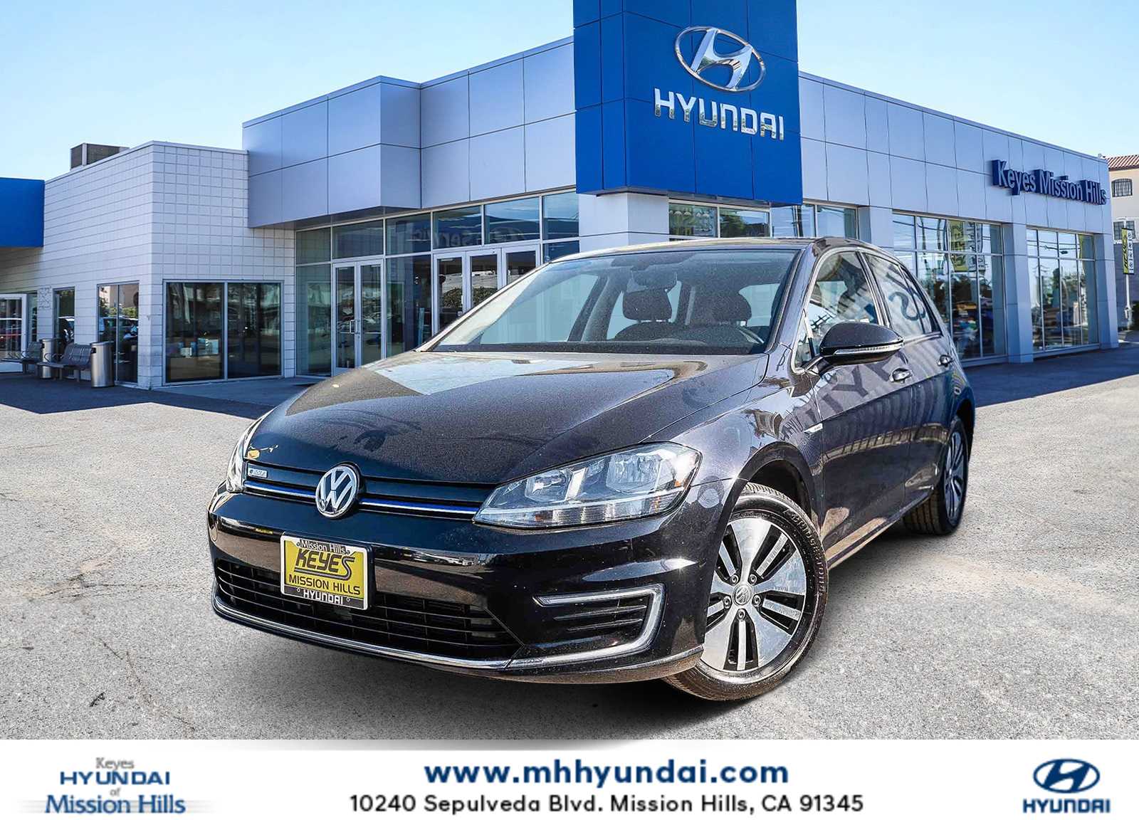 2019 Volkswagen e-Golf SE -
                  Mission Hills, CA