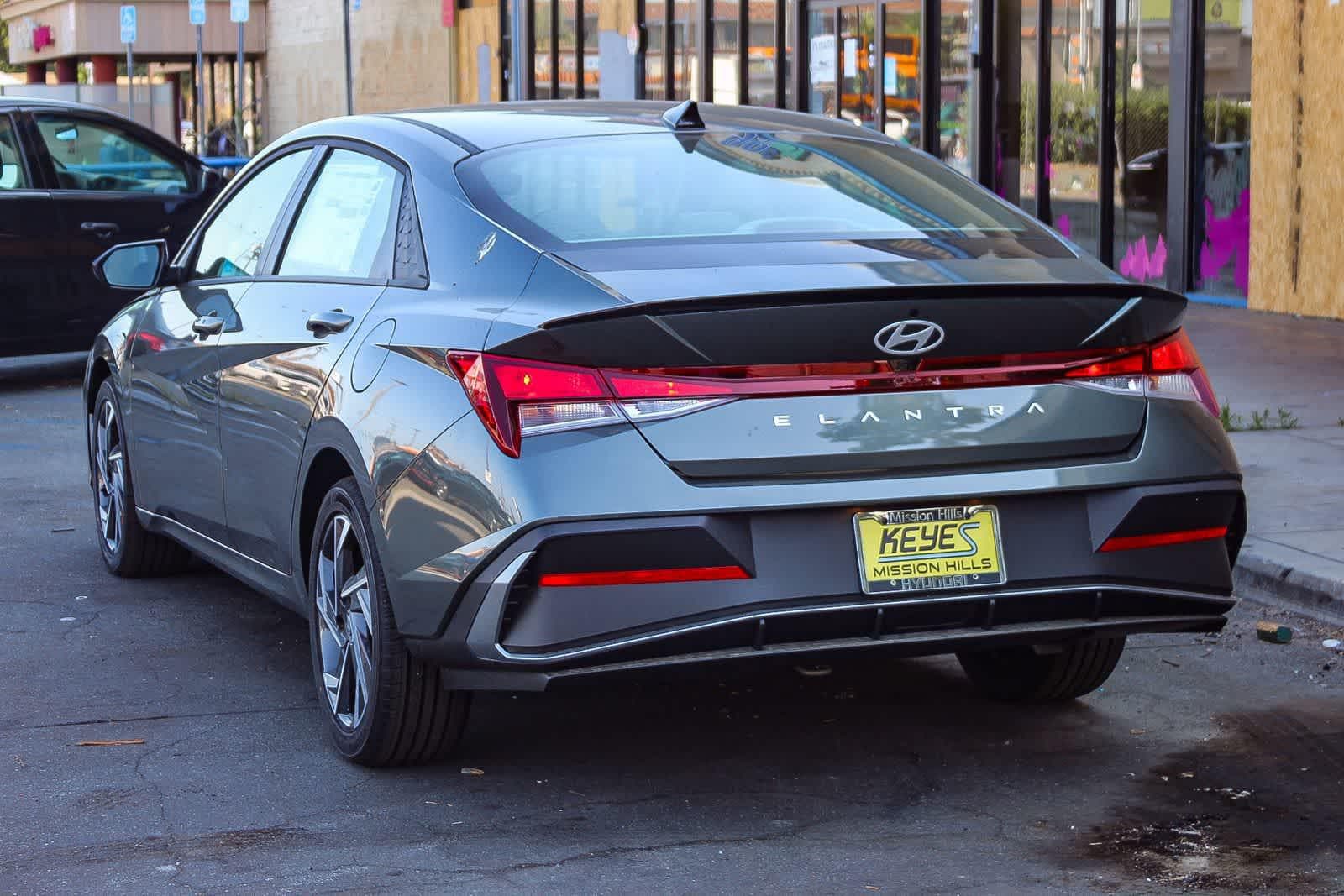 Thumbnail: 2025 Hyundai Elantra - 6