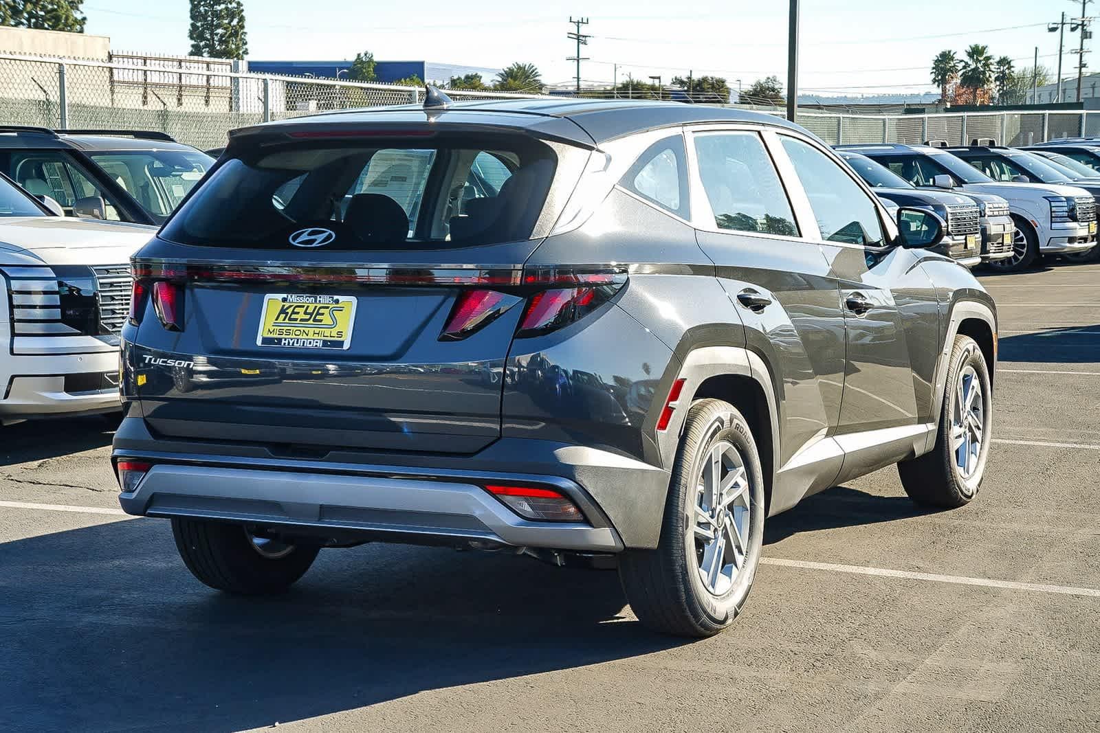 Thumbnail: 2026 Hyundai Tucson - 4