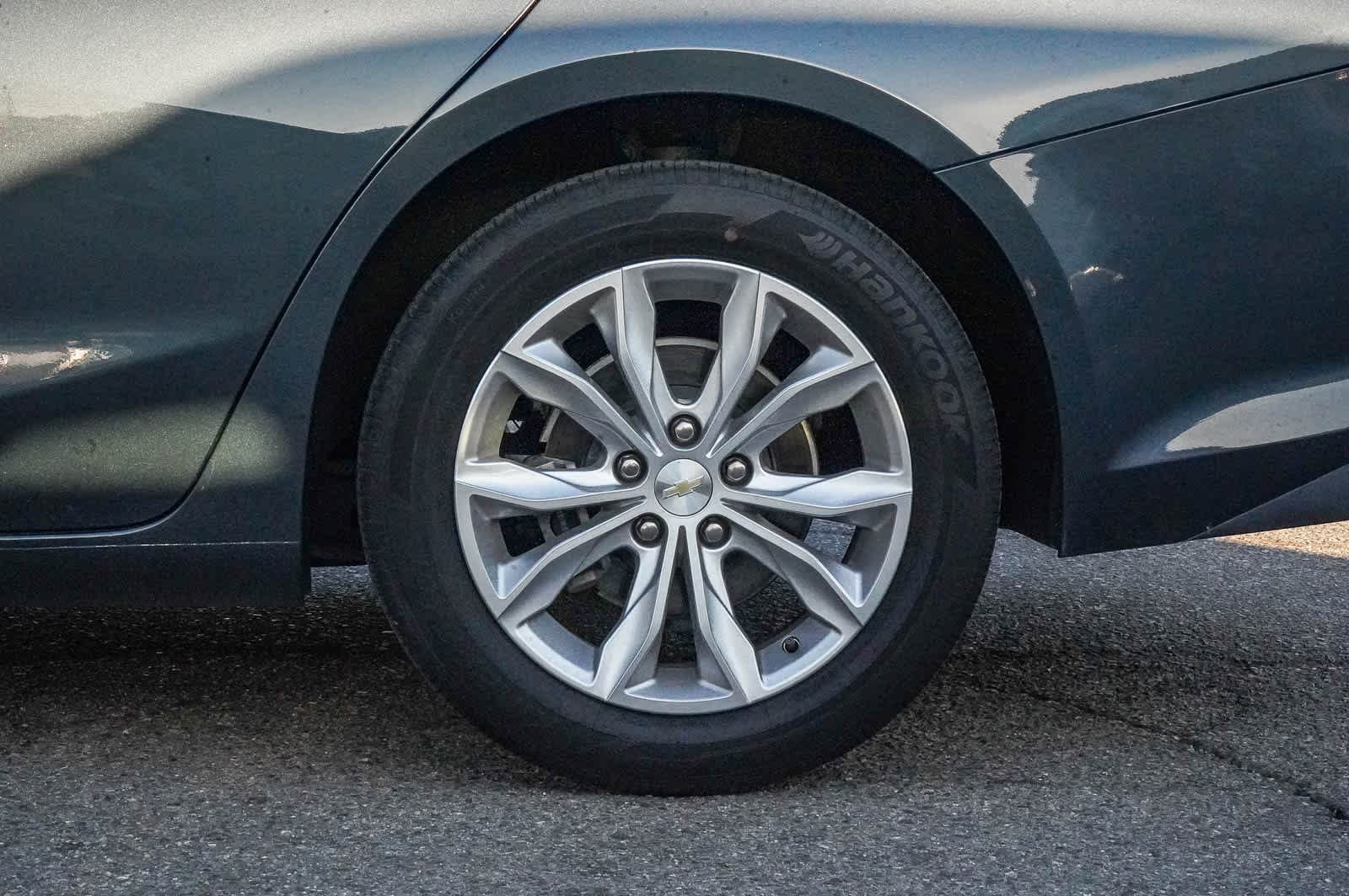 Thumbnail: 2020 Chevrolet Malibu - 7