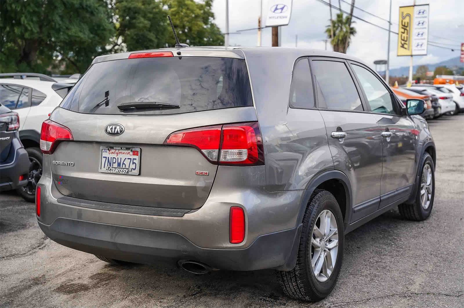 Thumbnail: 2015 Kia Sorento - 10