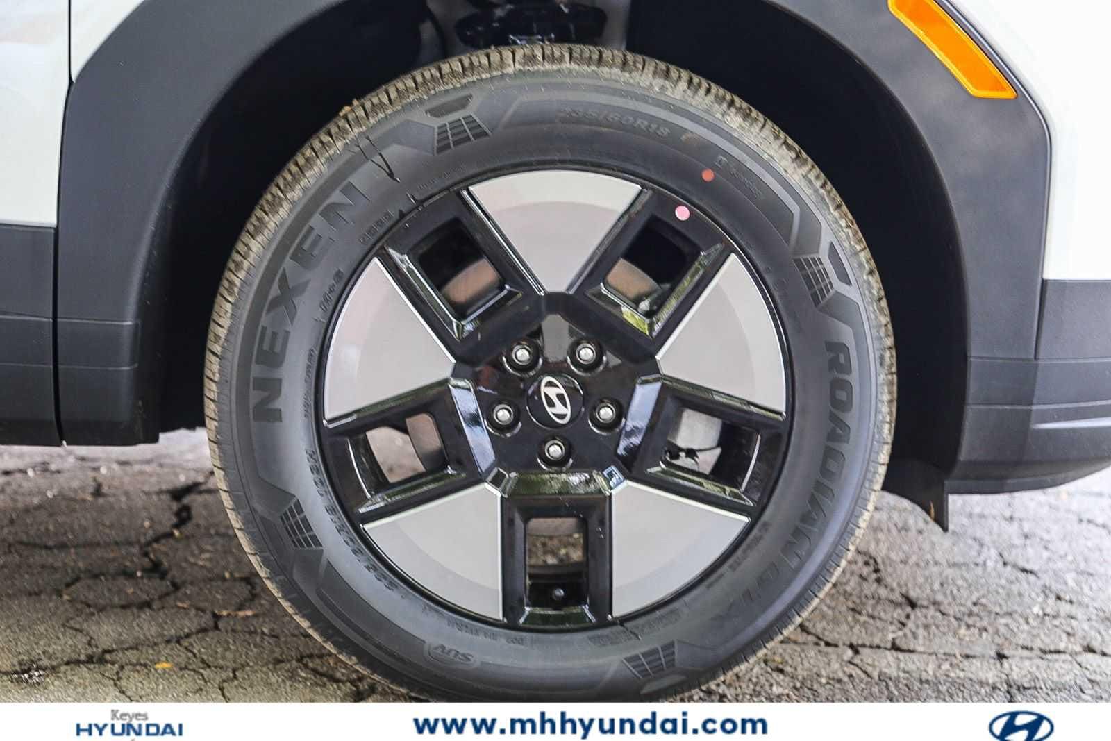 Thumbnail: 2026 Hyundai Santa Fe - 10