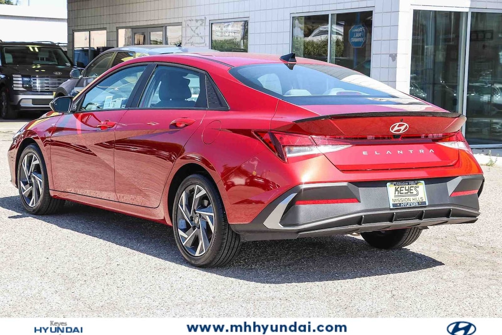 Certified 2025 Hyundai Elantra SEL Sport Sedan