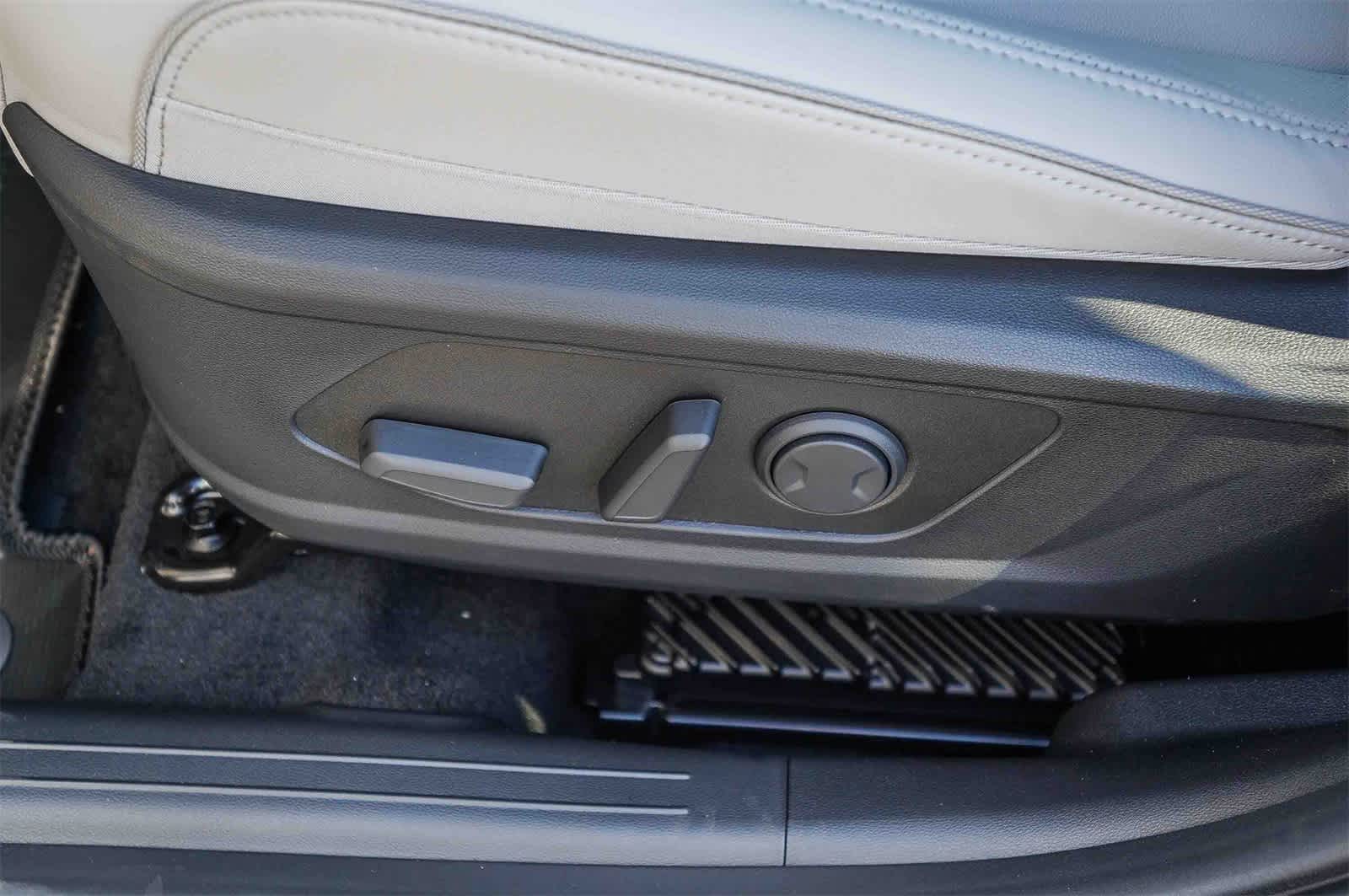 Thumbnail: 2025 Hyundai Tucson - 25