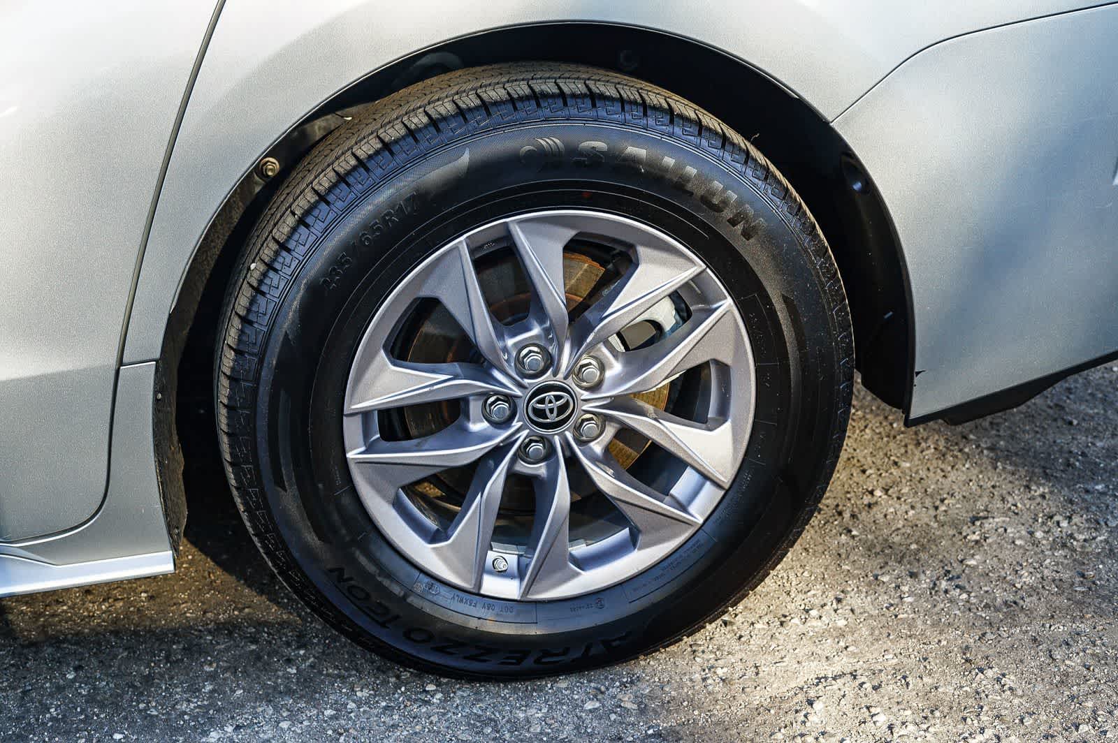 Thumbnail: 2024 Toyota Sienna - 9