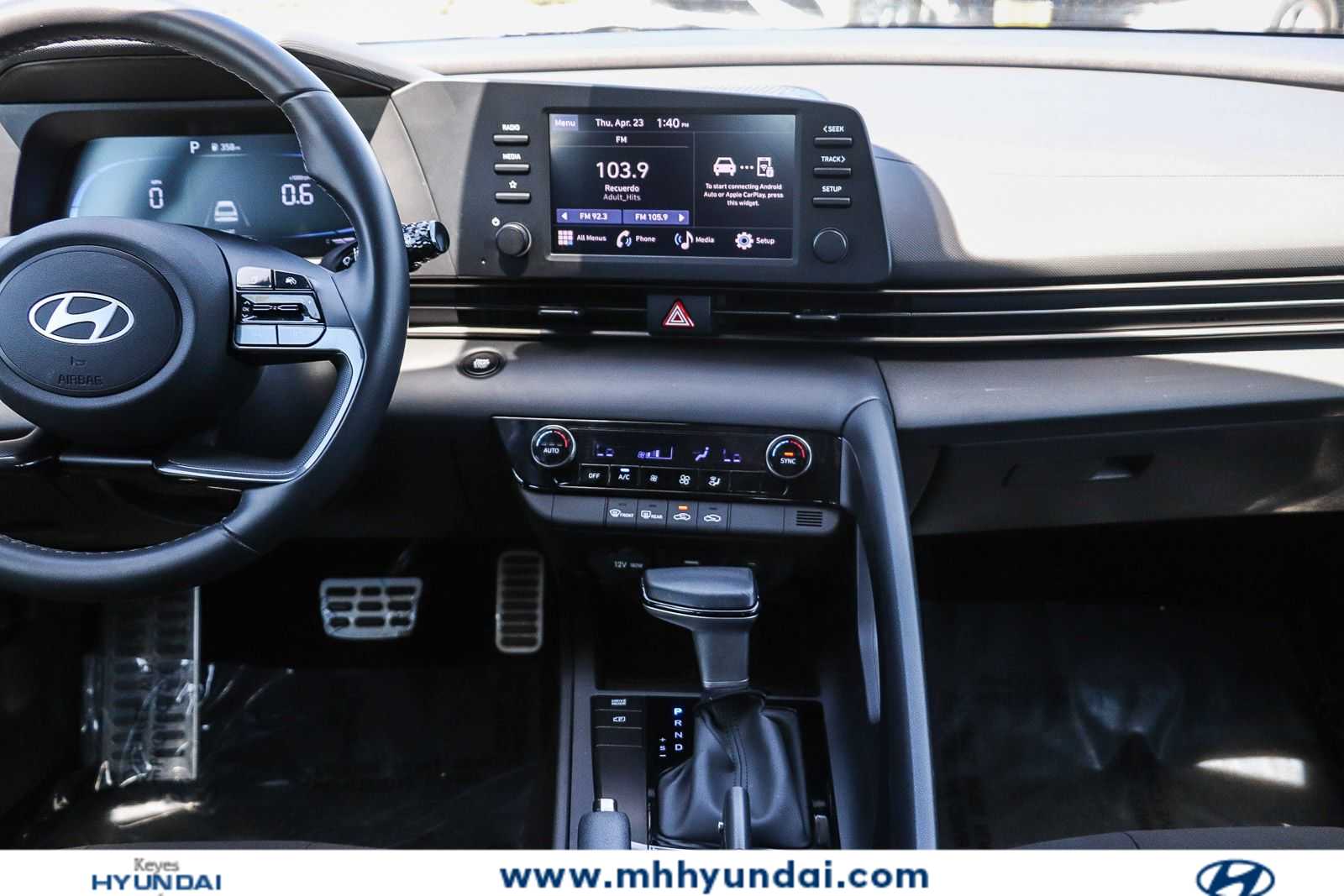 Thumbnail: 2025 Hyundai Elantra - 9