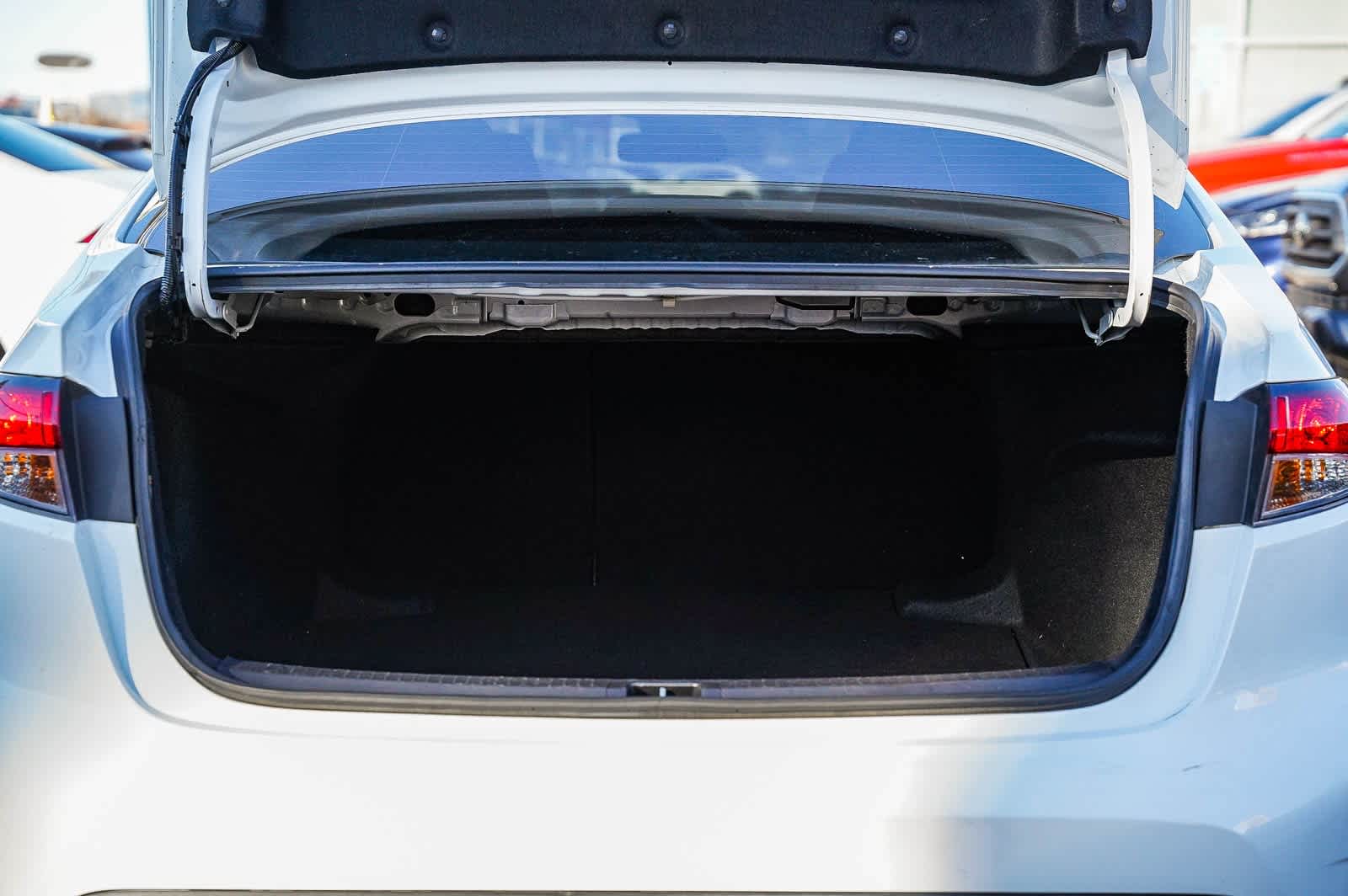 Thumbnail: 2022 Toyota Corolla - 26