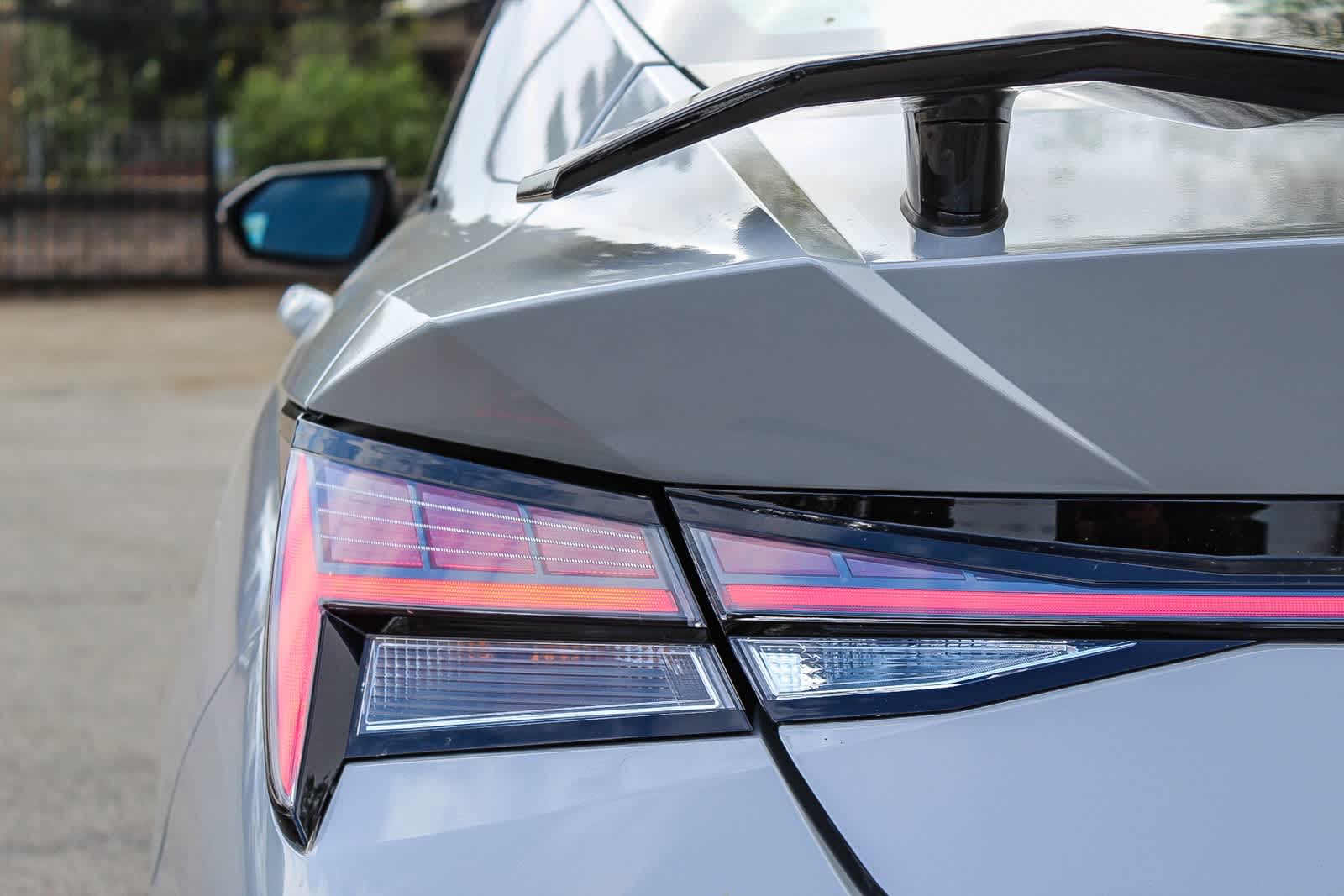 2025 Hyundai Elantra Base 6