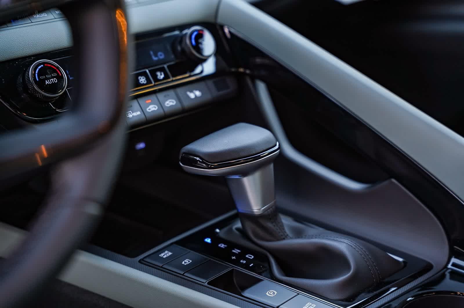 Thumbnail: 2025 Hyundai Elantra - 23