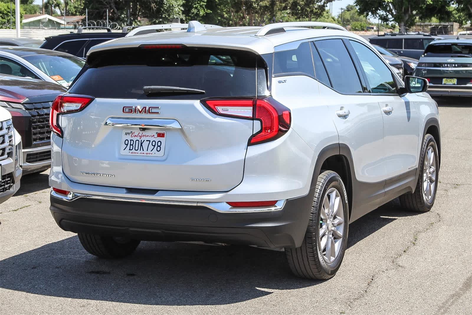 Thumbnail: 2022 GMC Terrain - 4