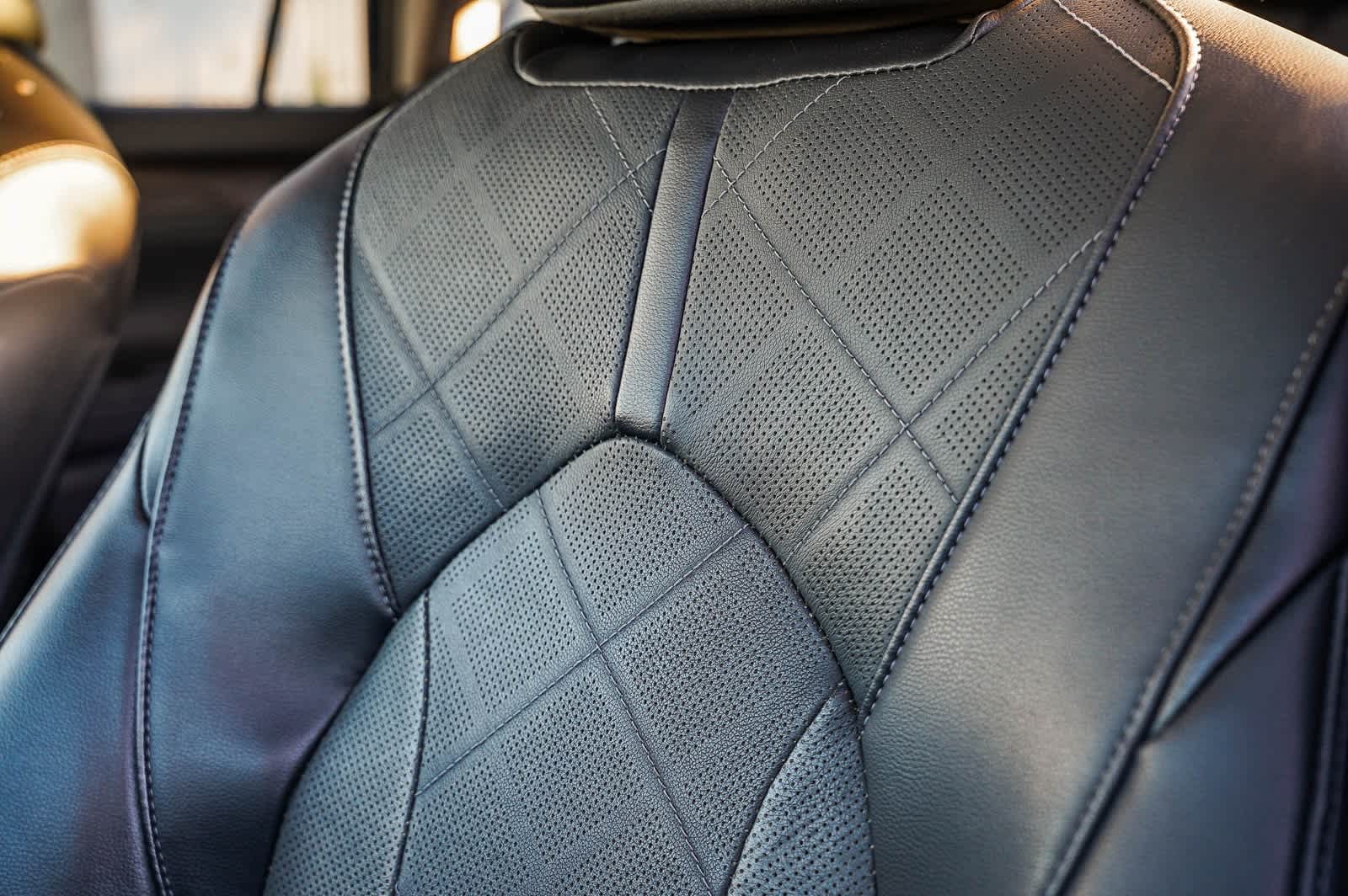 Thumbnail: 2022 Toyota Highlander - 25