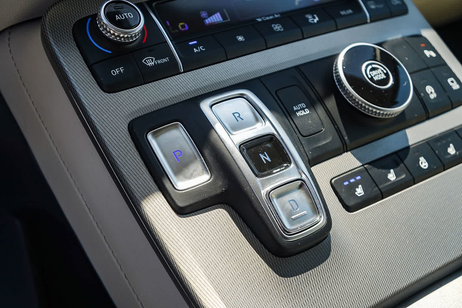 Thumbnail: 2022 Hyundai Palisade - 22