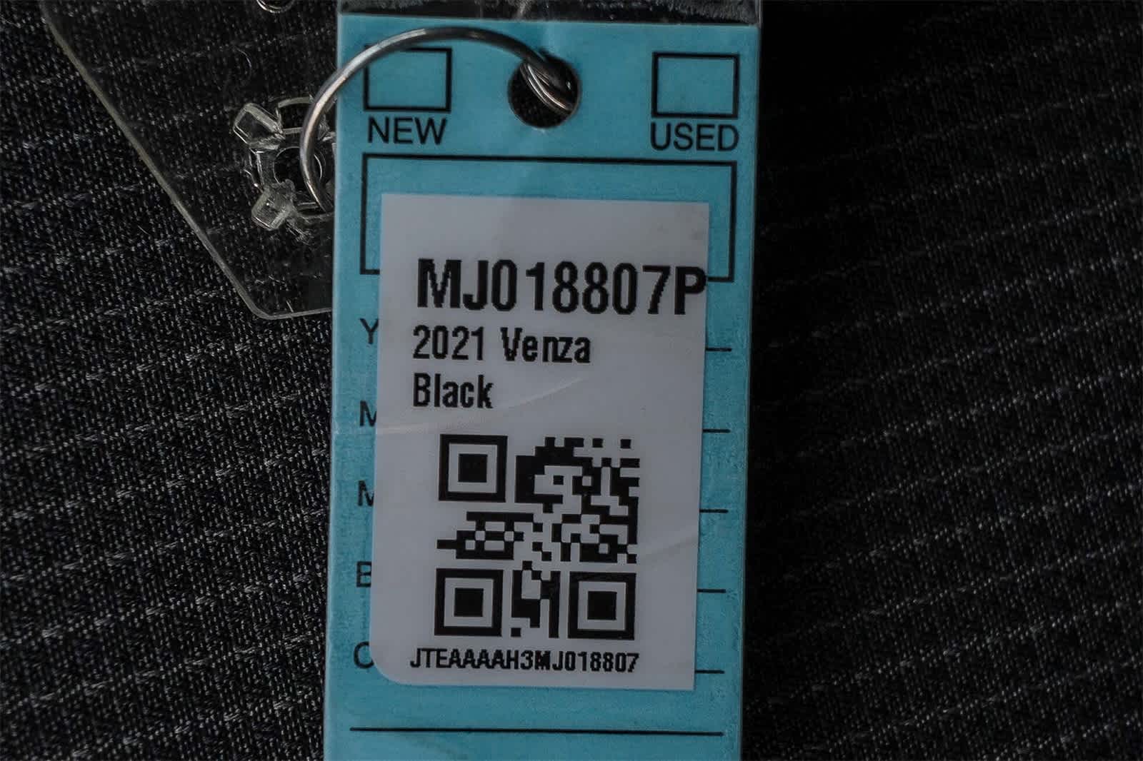 Thumbnail: 2021 Toyota Venza - 27
