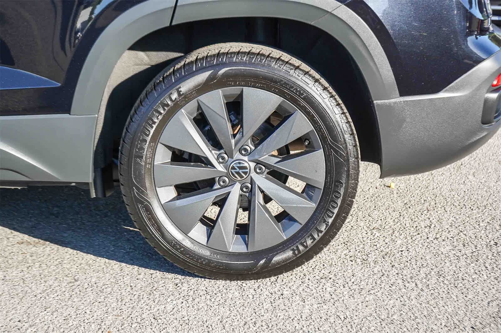 Thumbnail: 2024 Volkswagen Taos - 5