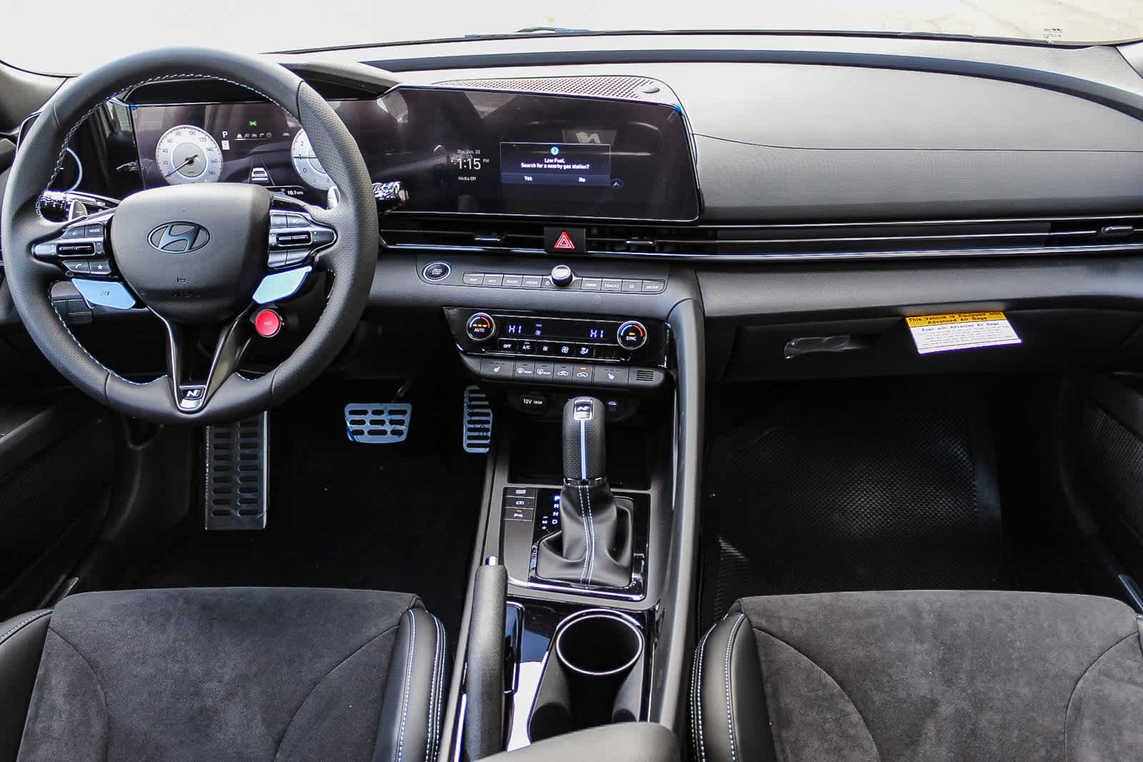 Thumbnail: 2025 Hyundai Elantra - 17