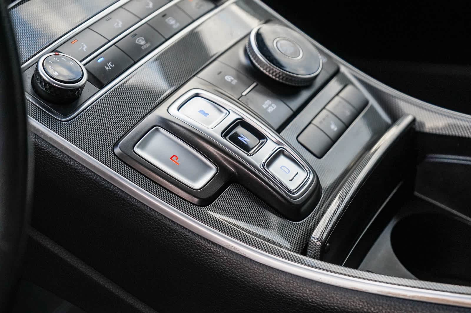 Thumbnail: 2022 Hyundai Santa Fe - 21