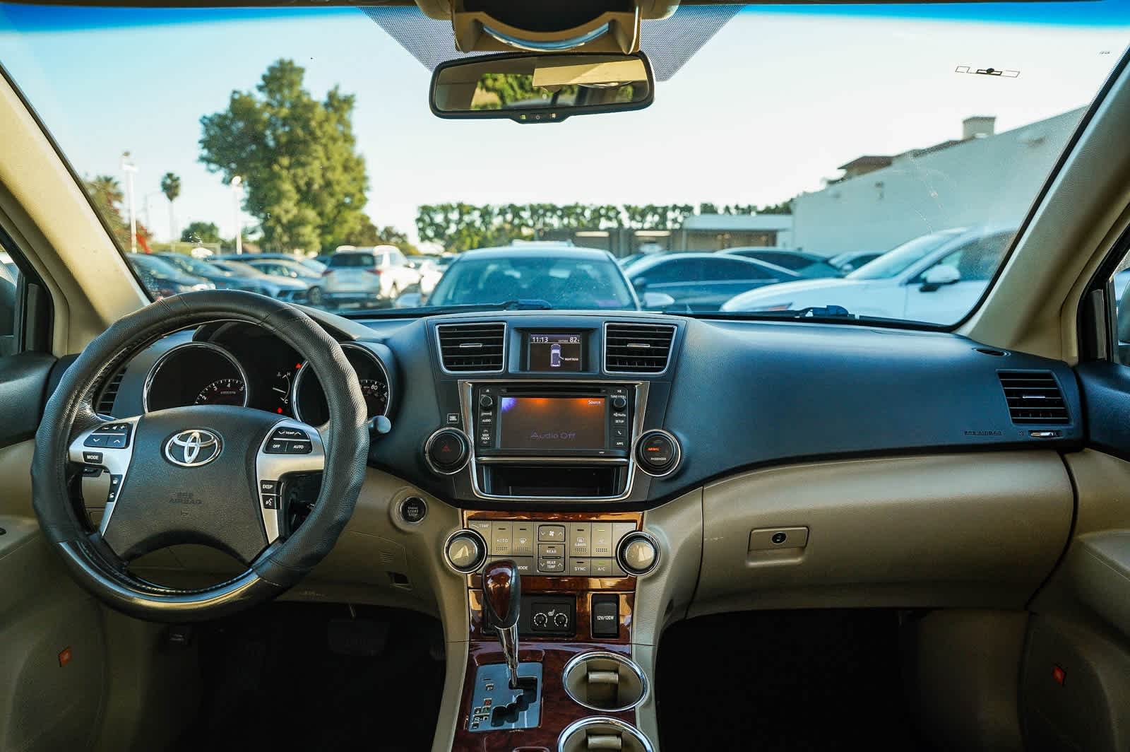 Thumbnail: 2013 Toyota Highlander - 12