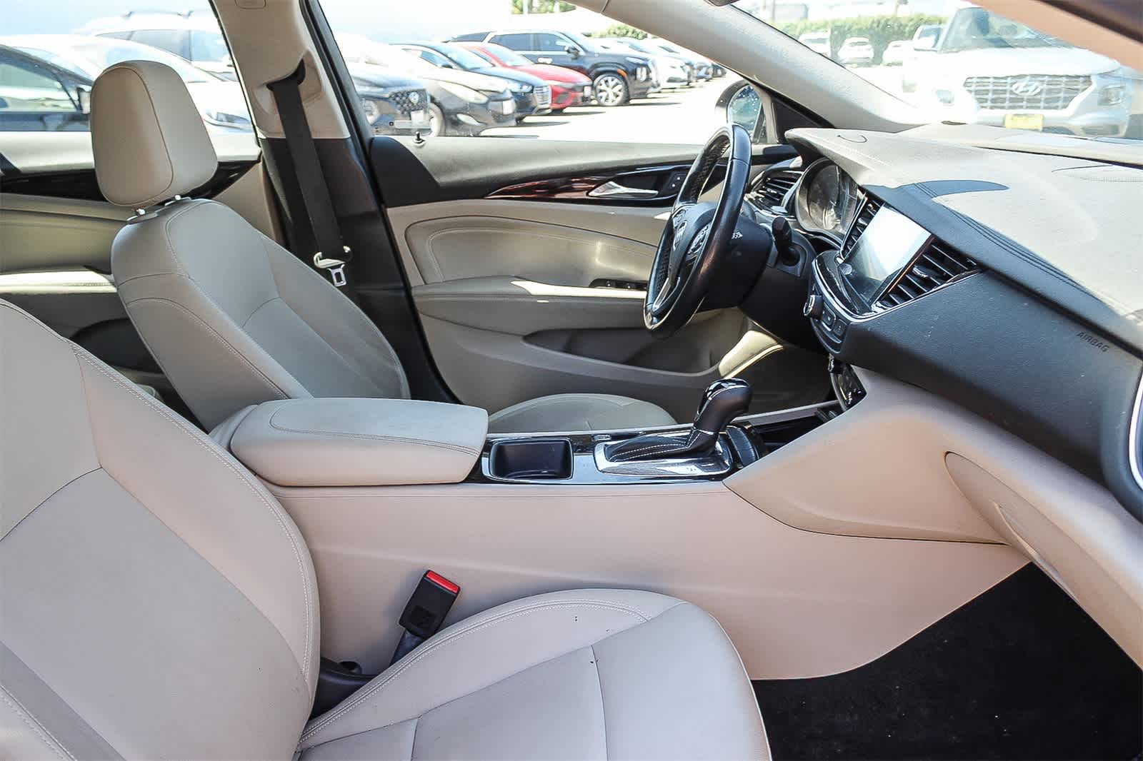Thumbnail: 2019 Buick Regal - 13