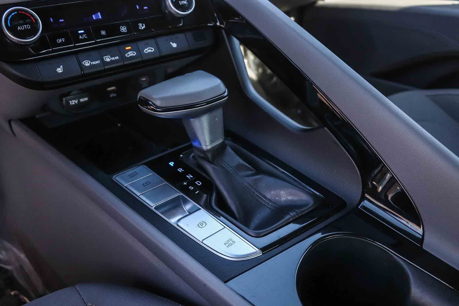 Thumbnail: 2025 Hyundai Elantra - 23